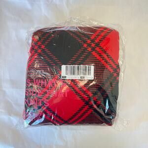 Victoria's Secret Plaid Sherpa Throw Blanket Black & Red Holiday 50x60
